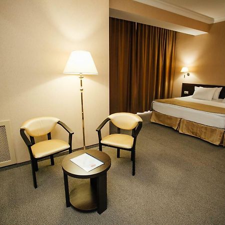 Hotel Aner Астана Экстерьер фото