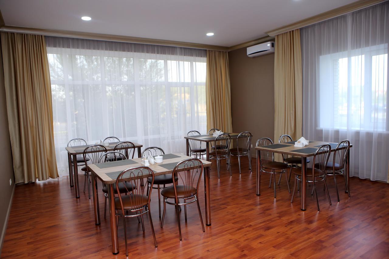 Hotel Aner Астана Экстерьер фото