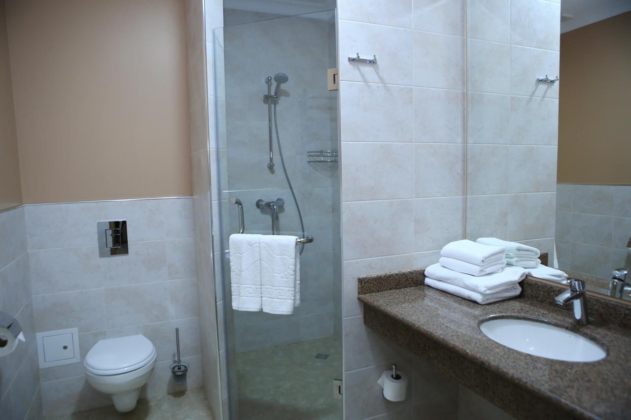 Hotel Aner Астана Экстерьер фото